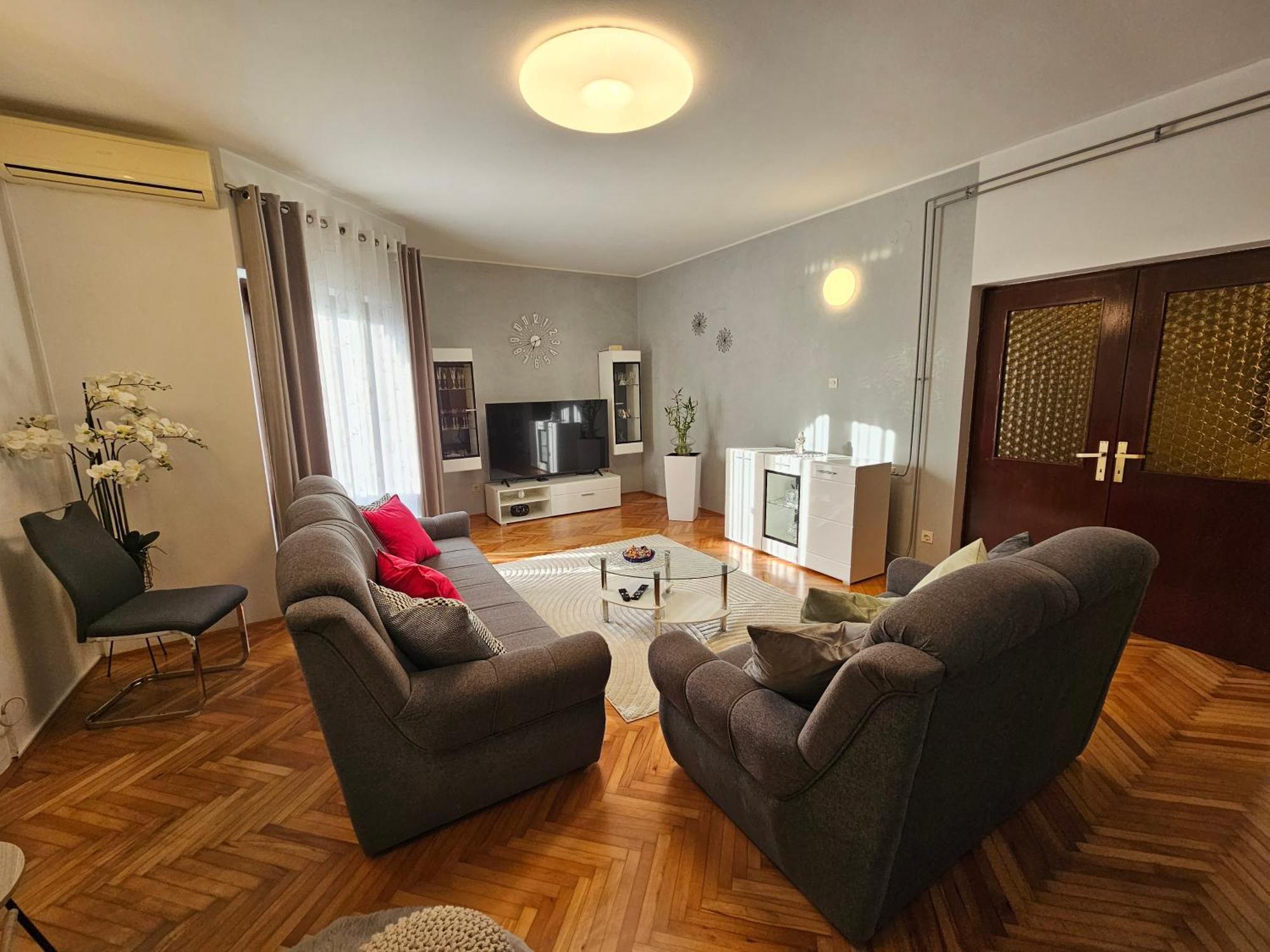 Apartment Tigo - 2 Bedrooms, 2 Bathrooms, Terrace And Big Garden Fazana Exterior photo
