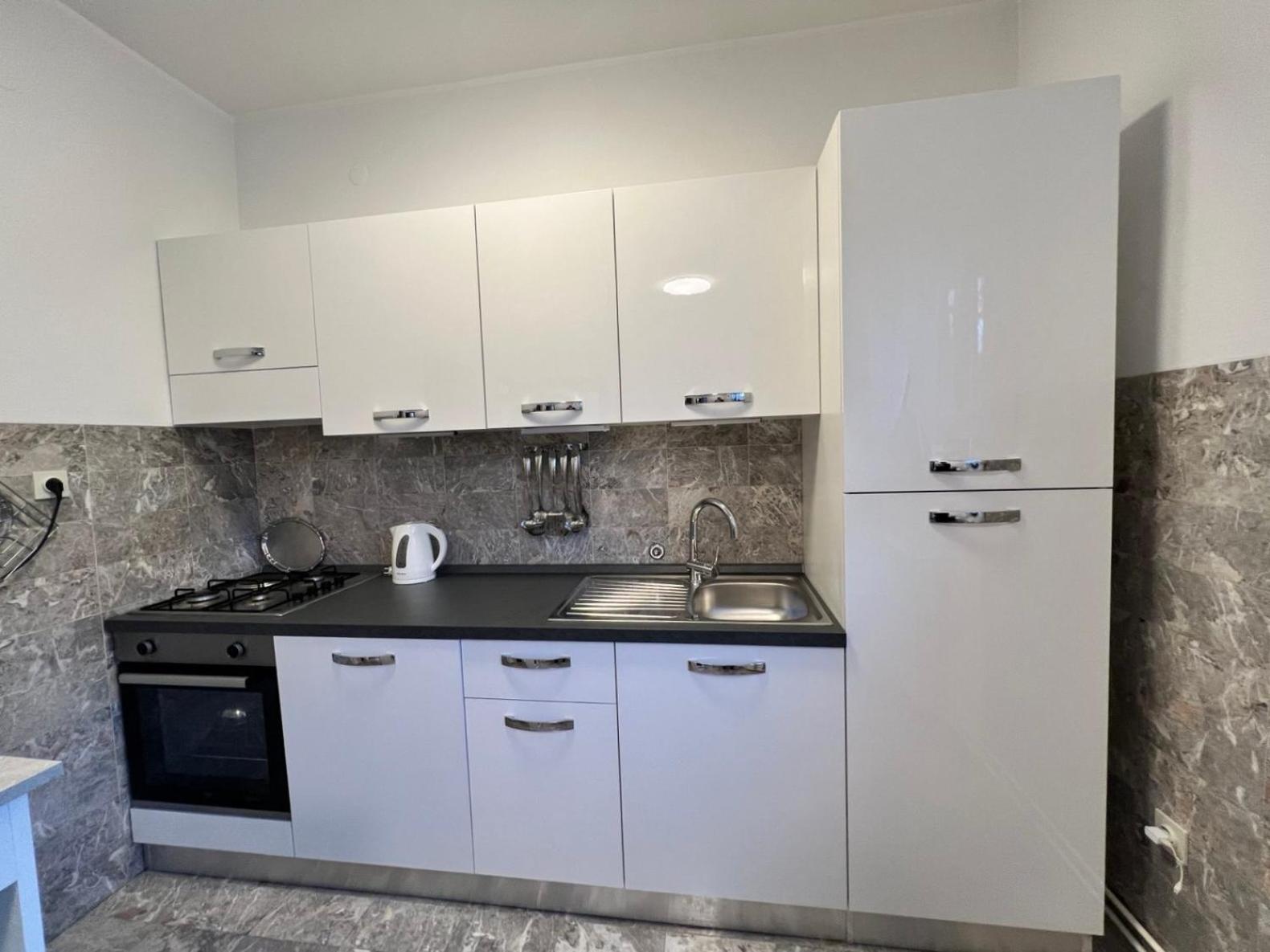 Apartment Tigo - 2 Bedrooms, 2 Bathrooms, Terrace And Big Garden Fazana Exterior photo